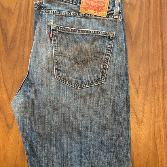 Levi’s 505 36x32 - Picture 4 of 7